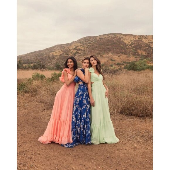 Mac Duggal Size 8 Green 67911 Ruffled Tiered Cut Out Chiffon Gown Dress Prom New - Picture 6 of 10